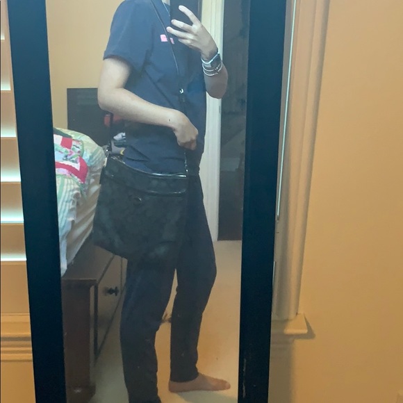 Coach Crossbody Bag - Picture 7 of 9